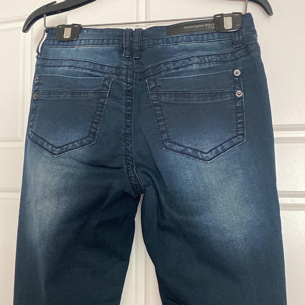 Jeans! - Picture 5 of 5